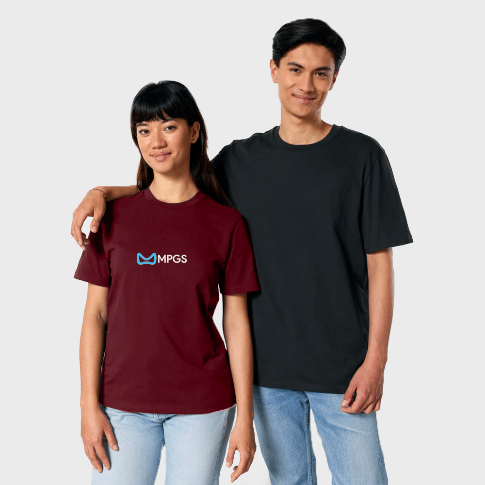 T-shirt couleur sombre
